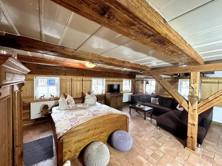 Rustikales Studio-Apartment Blockstube Im Haus Selma โกรสเชอเนา ภายนอก รูปภาพ