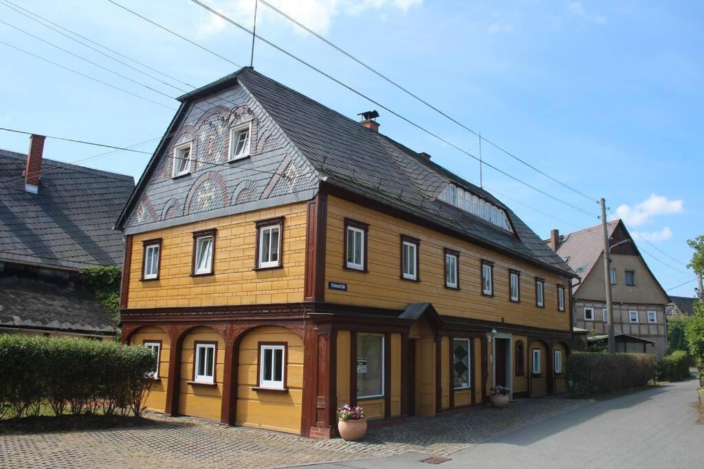 Rustikales Studio-Apartment Blockstube Im Haus Selma โกรสเชอเนา ภายนอก รูปภาพ