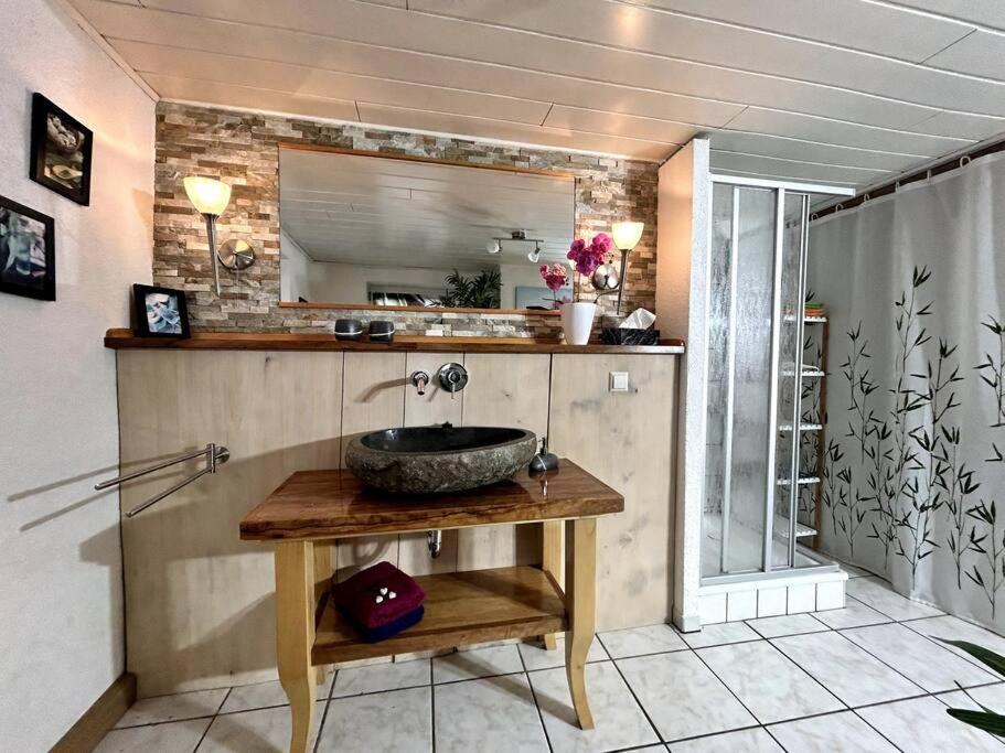 Rustikales Studio-Apartment Blockstube Im Haus Selma โกรสเชอเนา ภายนอก รูปภาพ